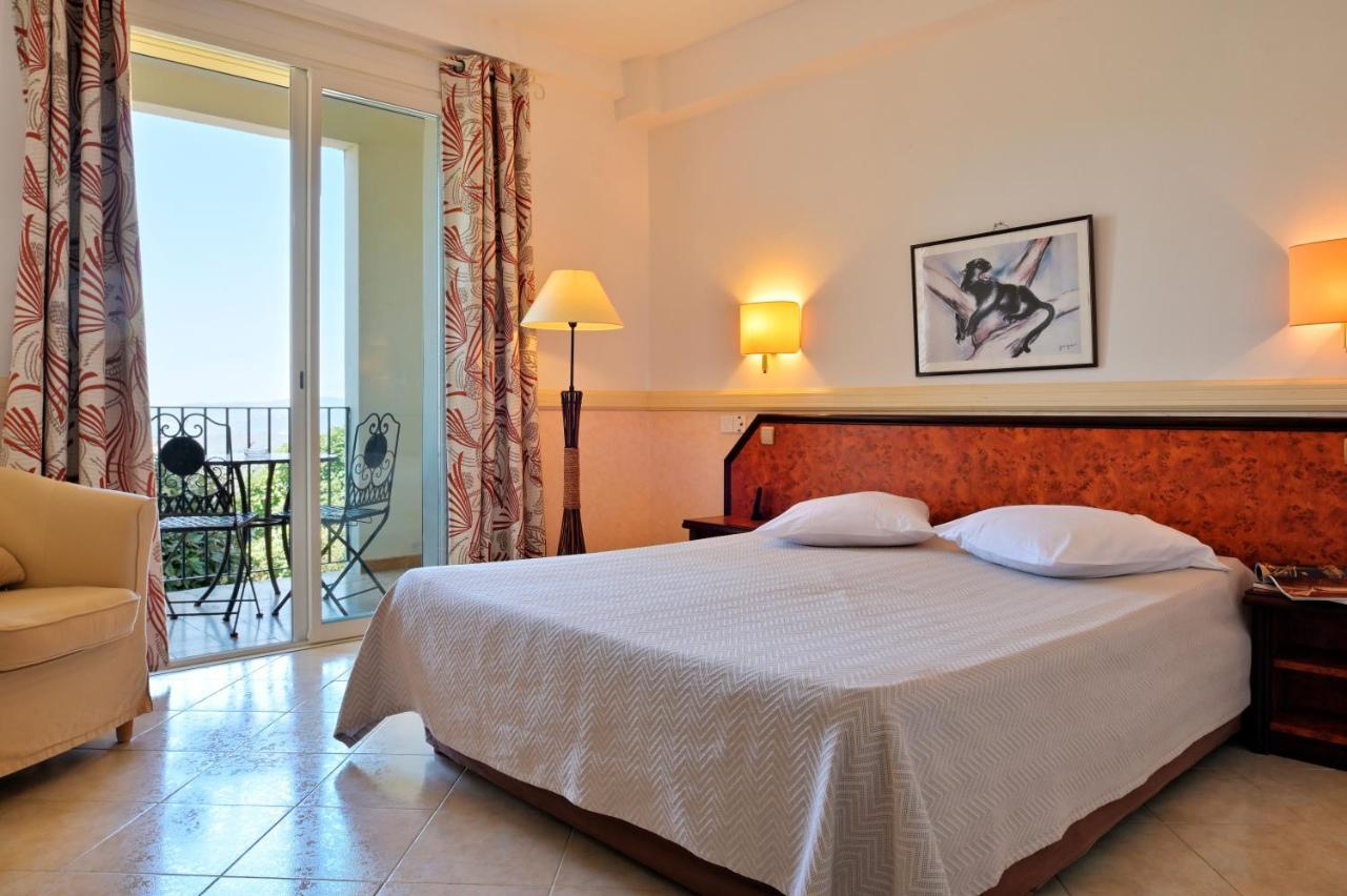 Hotel Des Roches Sartène Екстериор снимка