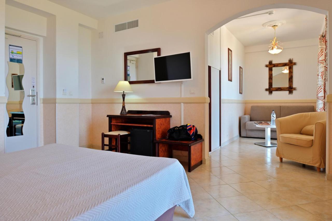 Hotel Des Roches Sartène Екстериор снимка