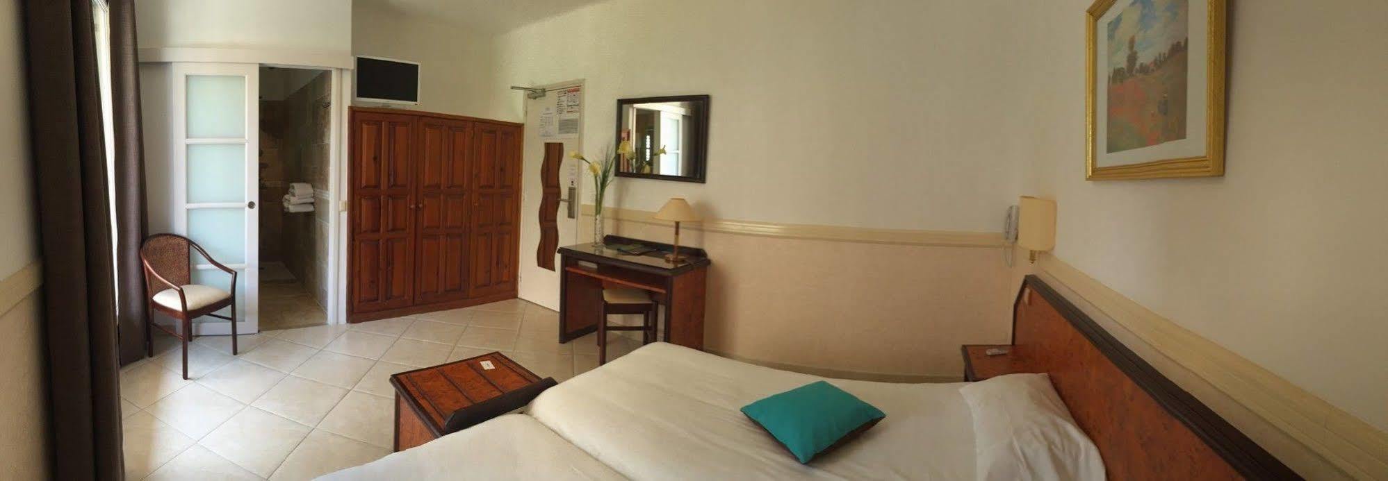Hotel Des Roches Sartène Екстериор снимка