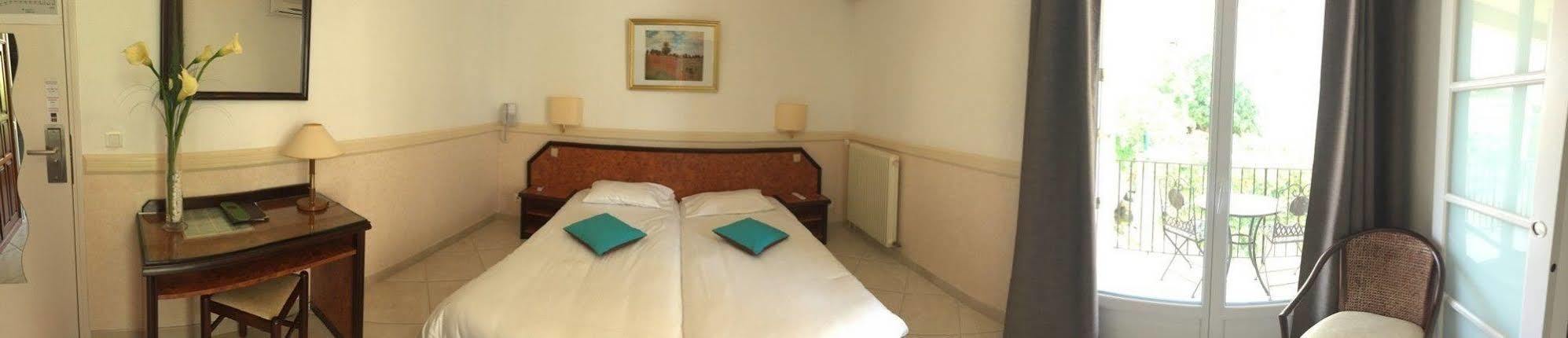 Hotel Des Roches Sartène Екстериор снимка
