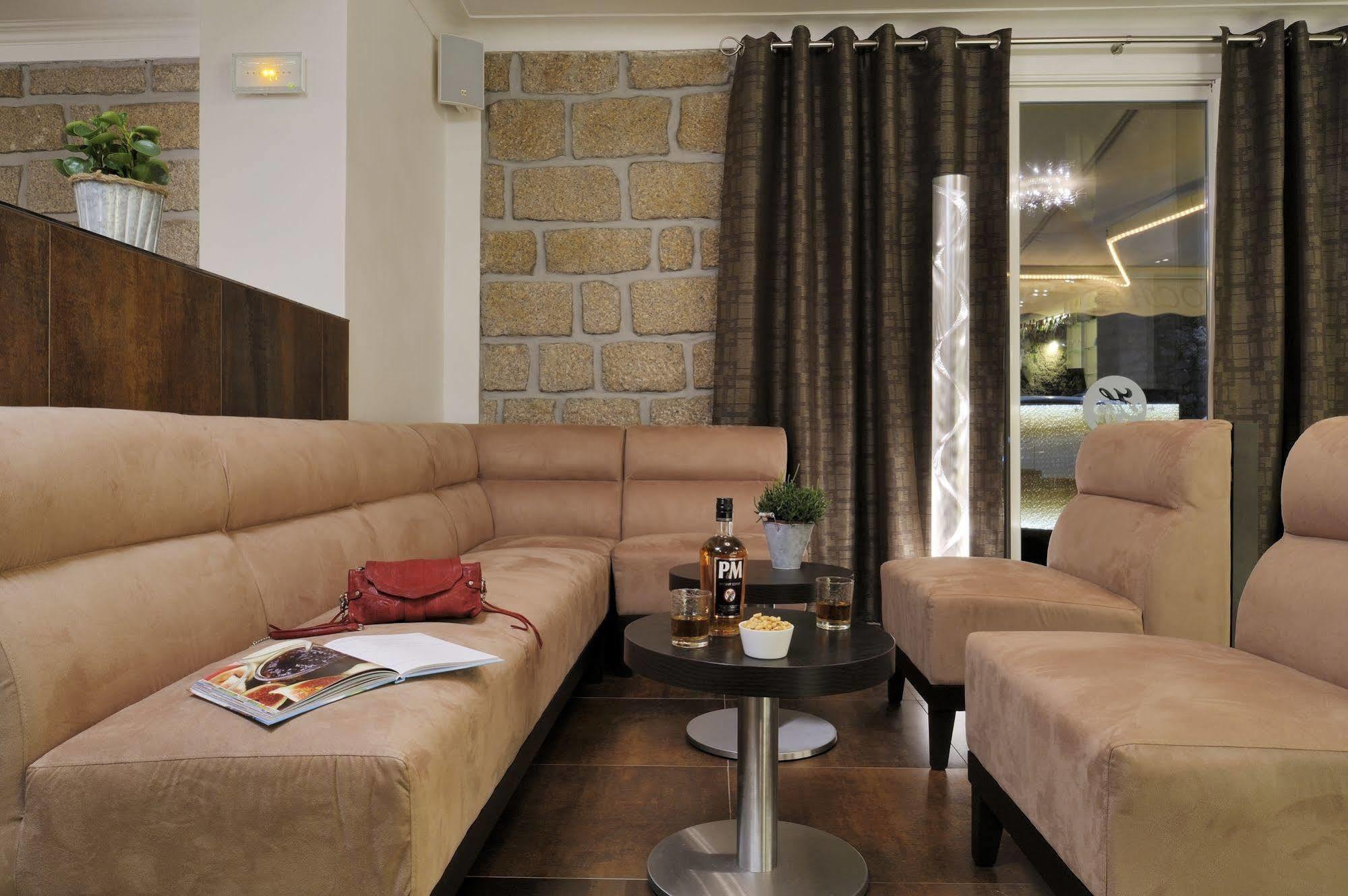 Hotel Des Roches Sartène Екстериор снимка